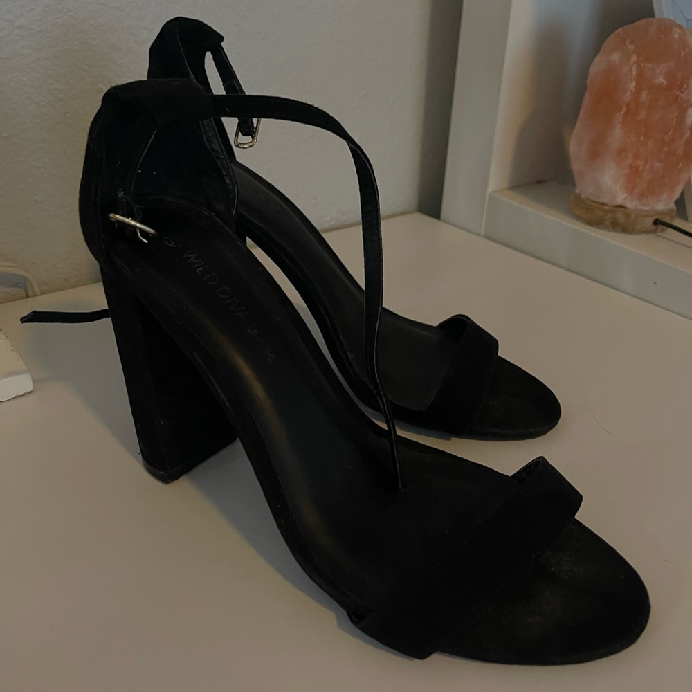 Wild Diva Black Strappy Heels
